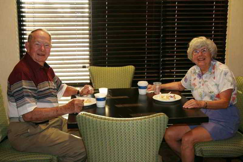 Hampton Inn & Suites Crawfordsville Restaurant foto